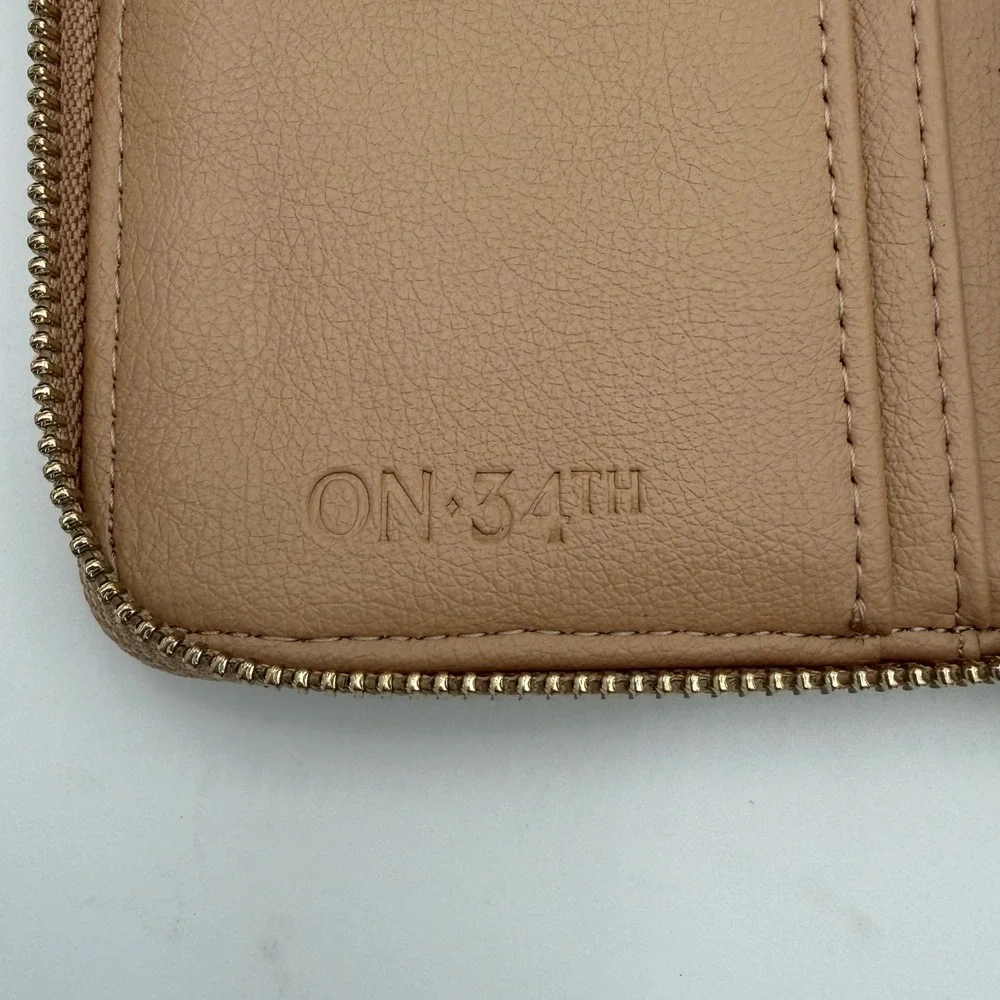On 34th Womens Pebbled Leather Zip Around Wallet Tan Beige‎ Gold Tone Hardware
